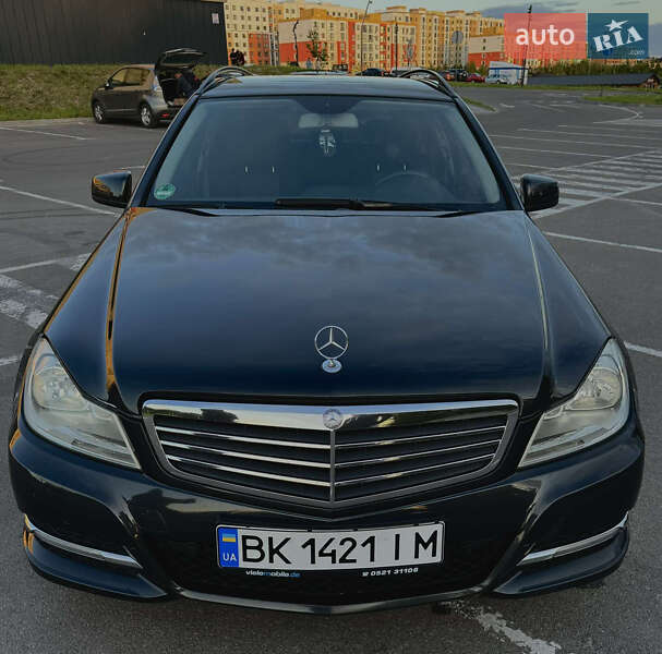 Универсал Mercedes-Benz C-Class 2012 в 