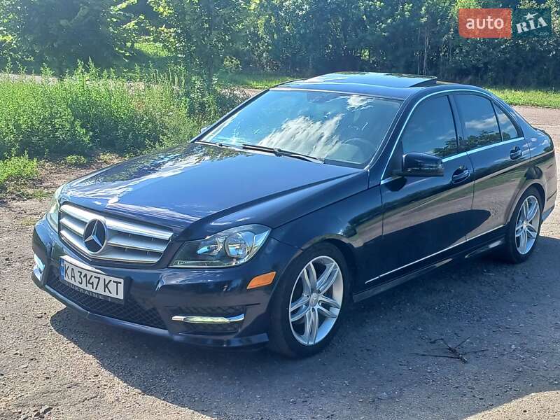 Седан Mercedes-Benz C-Class 2012 в Белой Церкви