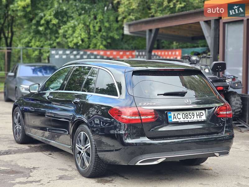 Універсал Mercedes-Benz C-Class 2019 в Львові