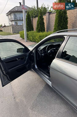 Універсал Mercedes-Benz C-Class 2011 в 