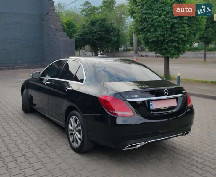 Седан Mercedes-Benz C-Class 2015 в Каменском