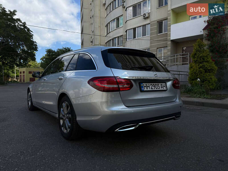Універсал Mercedes-Benz C-Class 2017 в Одесі