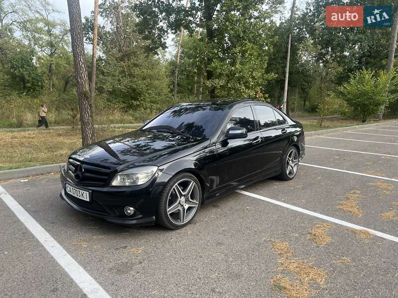 Mercedes-Benz C-Class 2007