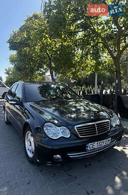 Седан Mercedes-Benz C-Class 2004 в Черновцах