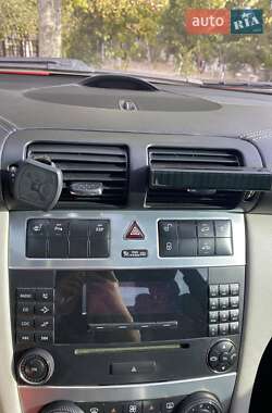 Купе Mercedes-Benz C-Class 2007 в 