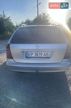 Универсал Mercedes-Benz C-Class 2006 в 