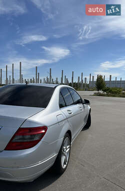 Седан Mercedes-Benz C-Class 2008 в 
