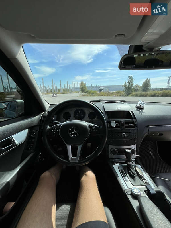 Седан Mercedes-Benz C-Class 2008 в Коростене