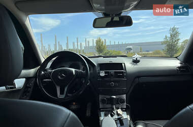 Седан Mercedes-Benz C-Class 2008 в 