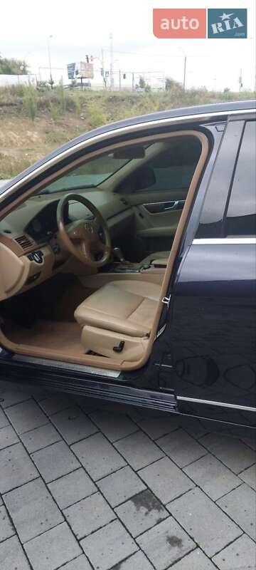 Седан Mercedes-Benz C-Class 2007 в Хмельницькому
