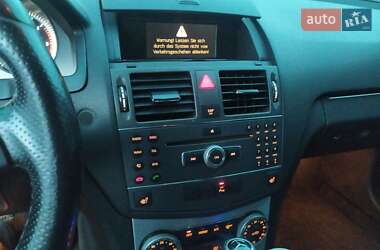 Универсал Mercedes-Benz C-Class 2009 в 