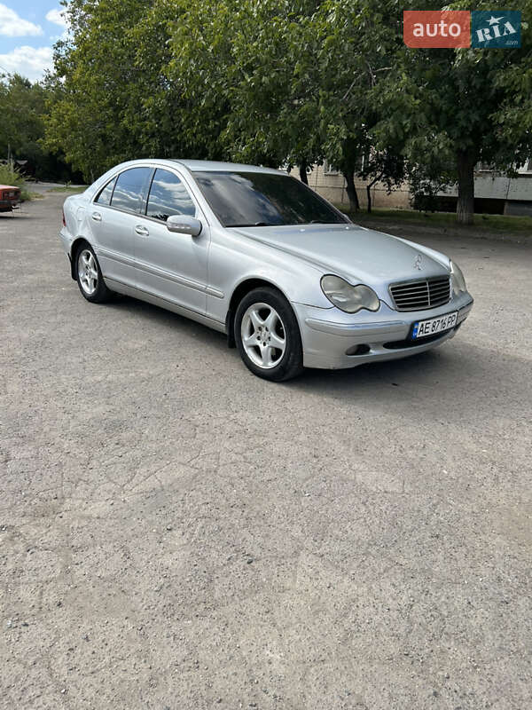Седан Mercedes-Benz C-Class 2002 в Кривом Роге фото 2 Седан Mercedes-Benz C-Class 2002 в Кривом Роге