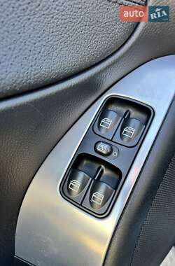 Универсал Mercedes-Benz C-Class 2004 в 