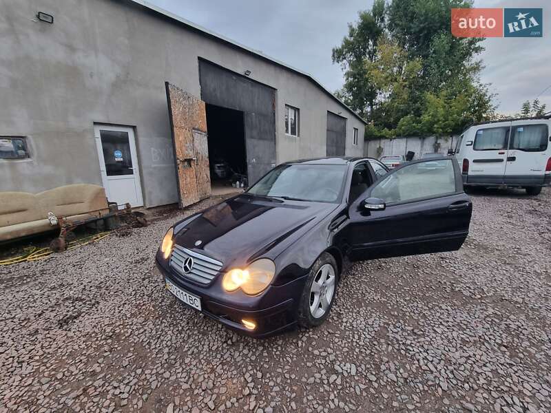 Mercedes-Benz C-Class 2001