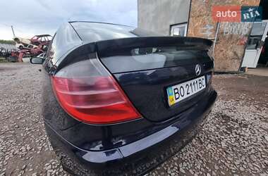 Купе Mercedes-Benz C-Class 2001 в 