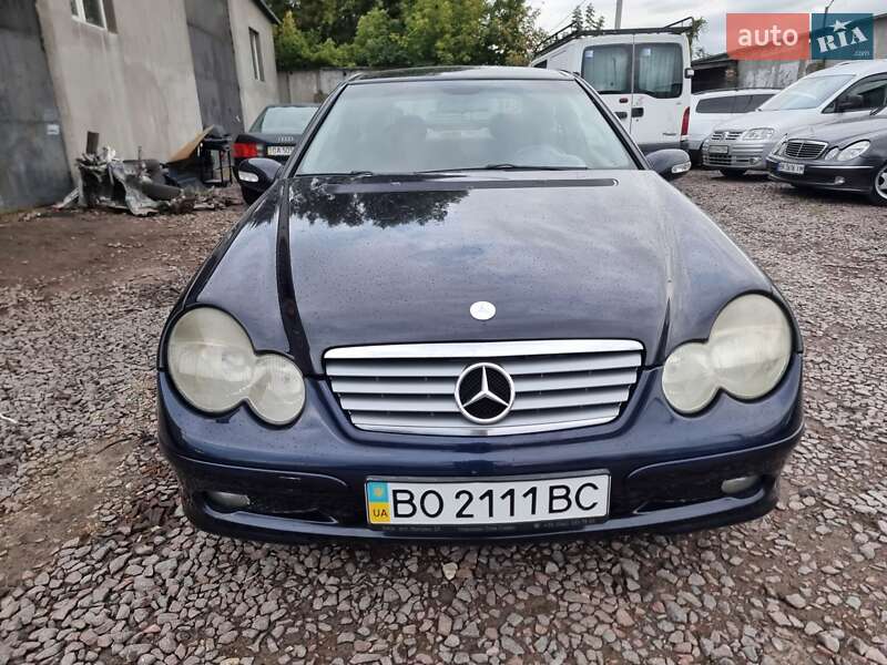 Купе Mercedes-Benz C-Class 2001 в Кременце