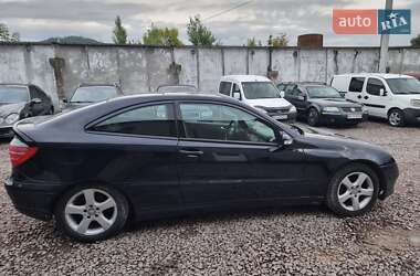 Купе Mercedes-Benz C-Class 2001 в 