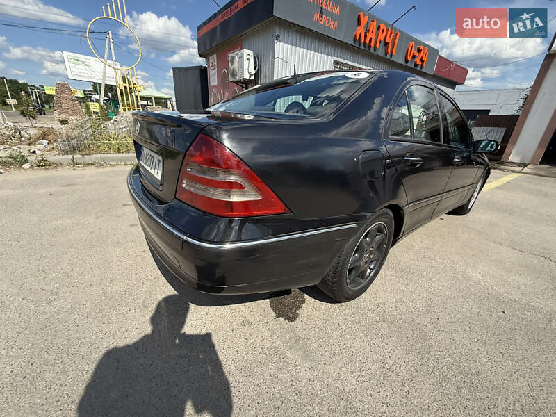 Седан Mercedes-Benz C-Class 2002 в Киеве фото 6 Седан Mercedes-Benz C-Class 2002 в Киеве