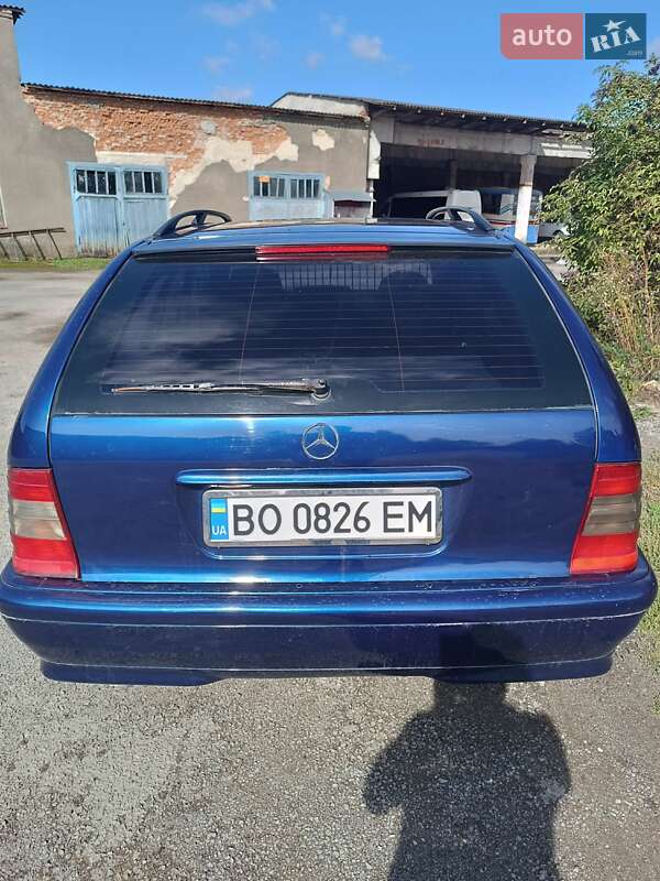 Универсал Mercedes-Benz C-Class 2000 в Бучаче