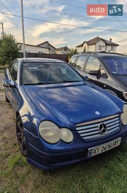 Купе Mercedes-Benz C-Class 2001 в 
