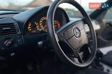Универсал Mercedes-Benz C-Class 2000 в 