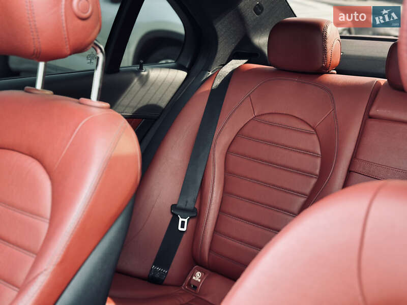 Седан Mercedes-Benz C-Class 2016 в Кременчуці