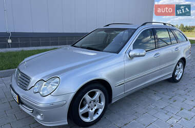 Универсал Mercedes-Benz C-Class 2005 в 