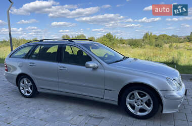Универсал Mercedes-Benz C-Class 2005 в 