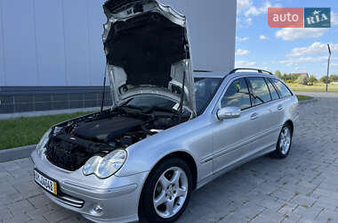 Универсал Mercedes-Benz C-Class 2005 в 