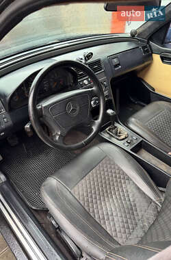Седан Mercedes-Benz C-Class 1994 в 