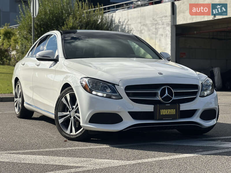 Седан Mercedes-Benz C-Class 2017 в Киеве