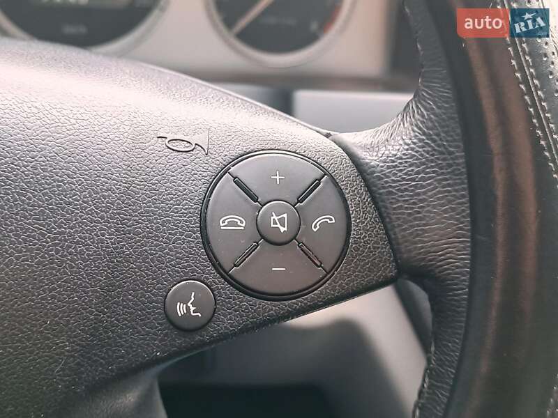 Седан Mercedes-Benz C-Class 2008 в Харкові