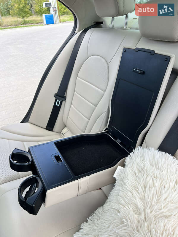 Седан Mercedes-Benz C-Class 2015 в Львове фото 21 Седан Mercedes-Benz C-Class 2015 в Львове