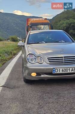 Седан Mercedes-Benz C-Class 2003 в 
