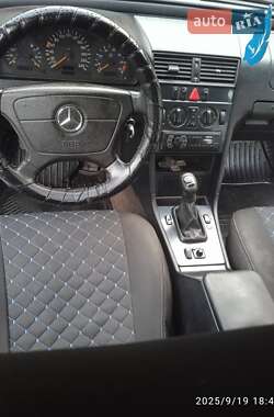 Седан Mercedes-Benz C-Class 1999 в 