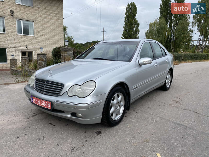 Седан Mercedes-Benz C-Class 2002 в Калиновке