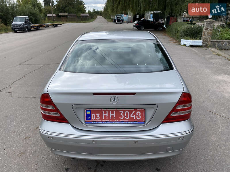 Седан Mercedes-Benz C-Class 2002 в Калиновке