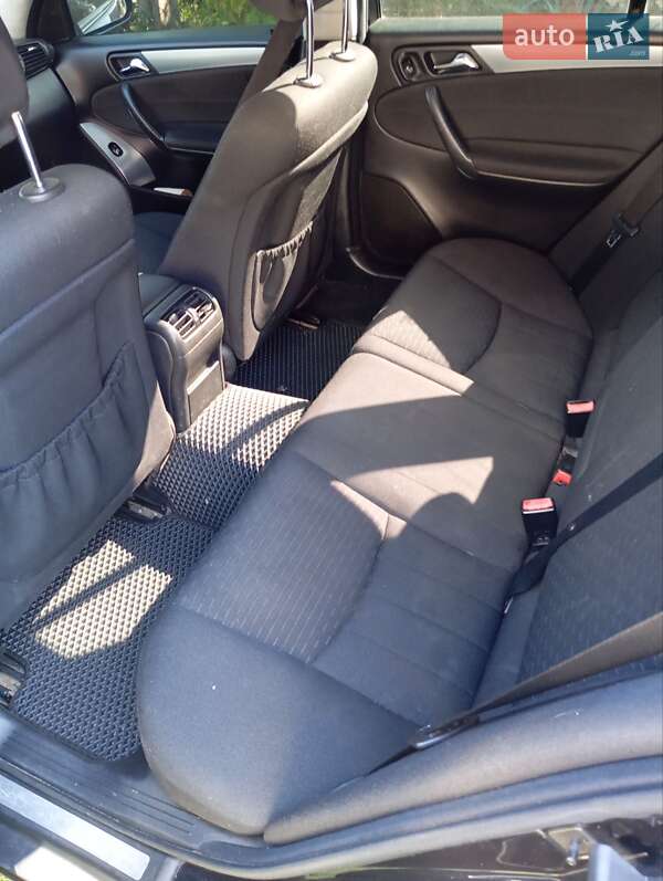 Универсал Mercedes-Benz C-Class 2006 в Нововолынске фото 5 Универсал Mercedes-Benz C-Class 2006 в Нововолынске
