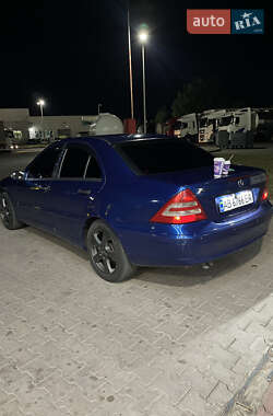 Седан Mercedes-Benz C-Class 2003 в 