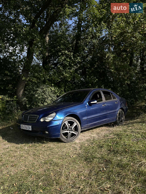 Седан Mercedes-Benz C-Class 2003 в Виннице
