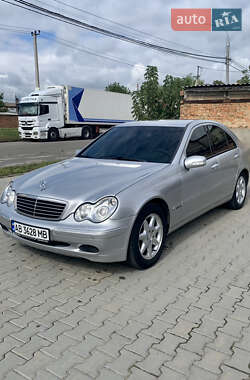 Седан Mercedes-Benz C-Class 2000 в 