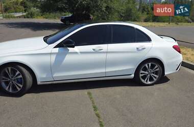 Седан Mercedes-Benz C-Class 2017 в 
