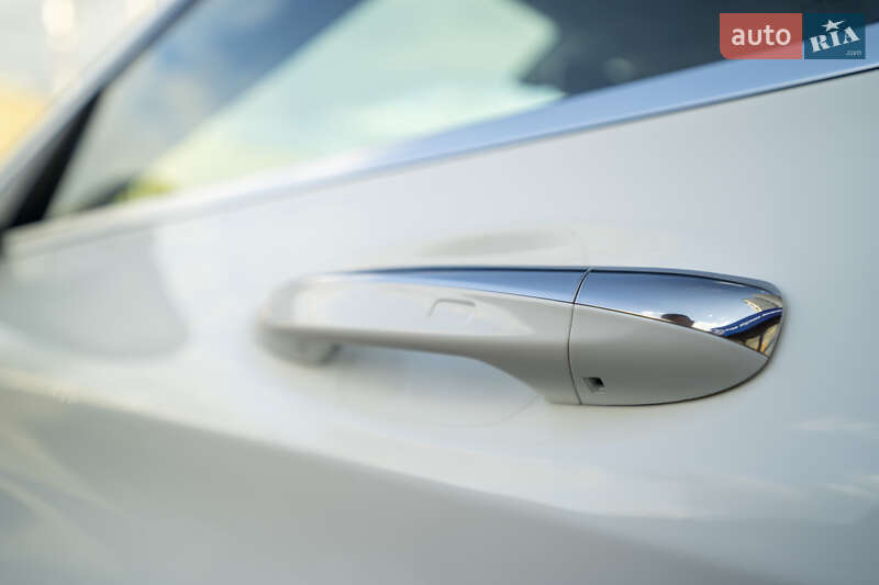 Седан Mercedes-Benz C-Class 2018 в Киеве