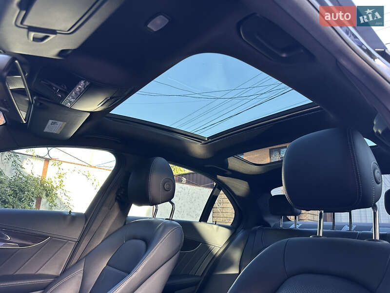 Седан Mercedes-Benz C-Class 2015 в Киеве фото 40 Седан Mercedes-Benz C-Class 2015 в Киеве