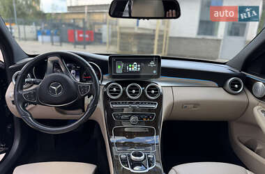 Седан Mercedes-Benz C-Class 2017 в 