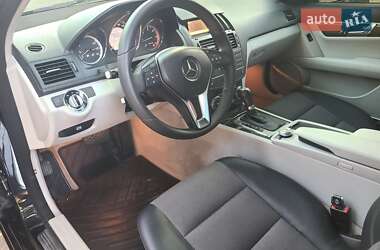 Седан Mercedes-Benz C-Class 2010 в 