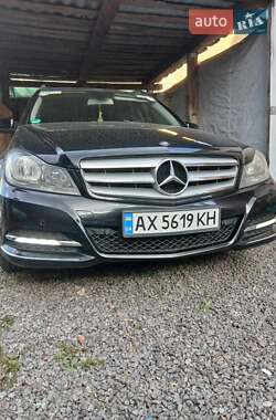 Универсал Mercedes-Benz C-Class 2011 в 