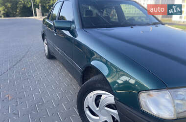 Седан Mercedes-Benz C-Class 1995 в 
