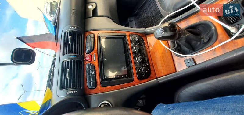 Универсал Mercedes-Benz C-Class 2001 в Львове