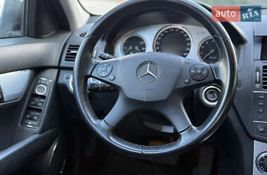Универсал Mercedes-Benz C-Class 2009 в 